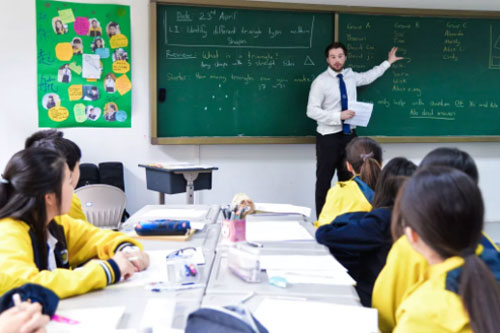 2020年新府学外国语学校小学一年级入学要求