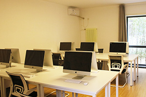 美国达罗捷派学校中国分校计算机教室