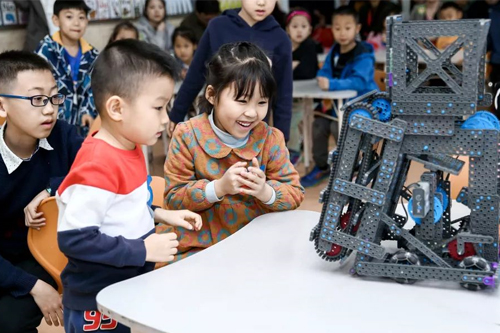 北京爱迪学校幼儿园怎么样？还在招生吗？
